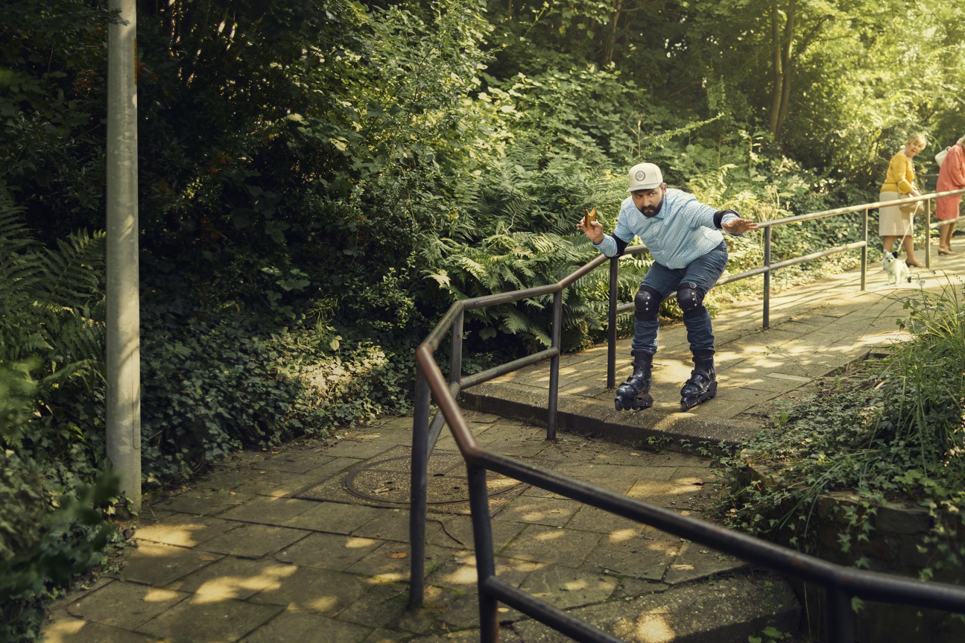 AVANTGAND - Lieven Dirckx: Campaign Image 2 for Vondelmolen.<Br>
<Br>
Made next to the set of Director Guy Goossens.<Br>
Produced by De Machine.
